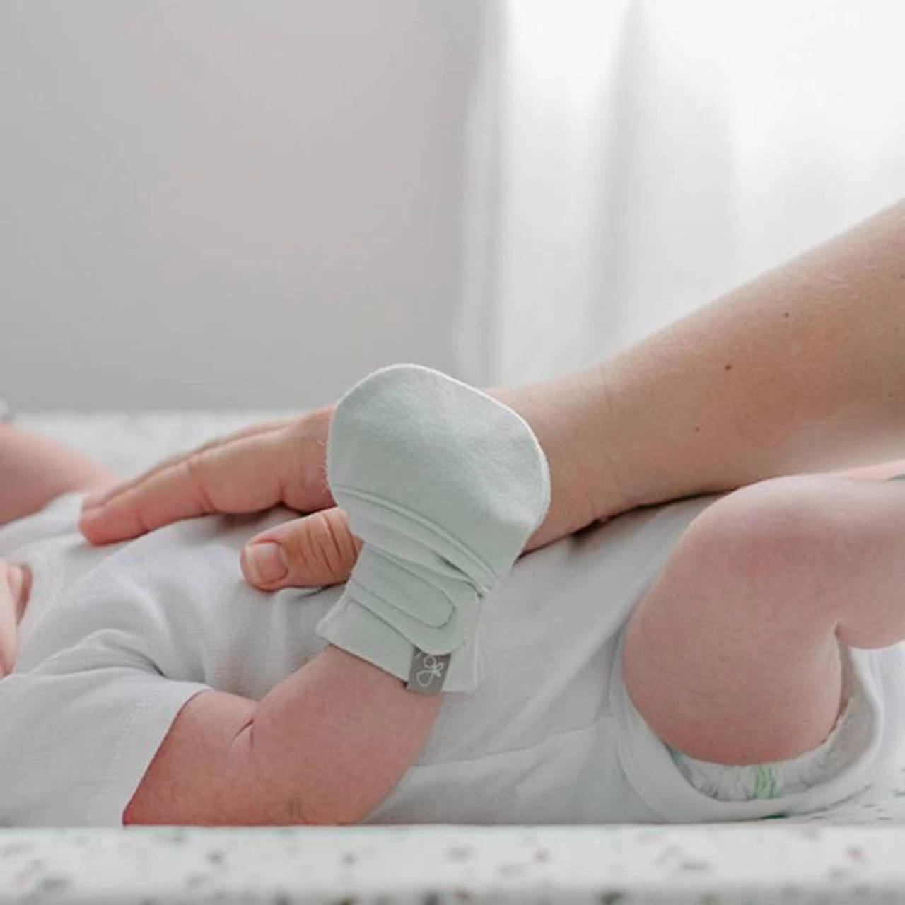 Goumi Mitts Love Succulent - Image 3