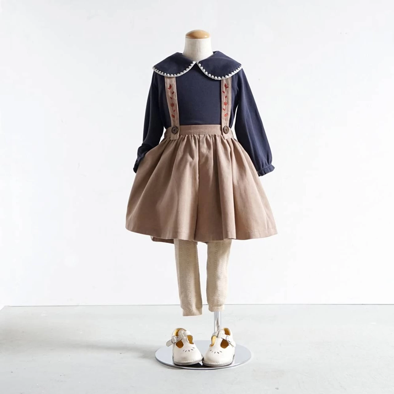 Hoppetta Culottes Pants 21FW Greige - Image 4