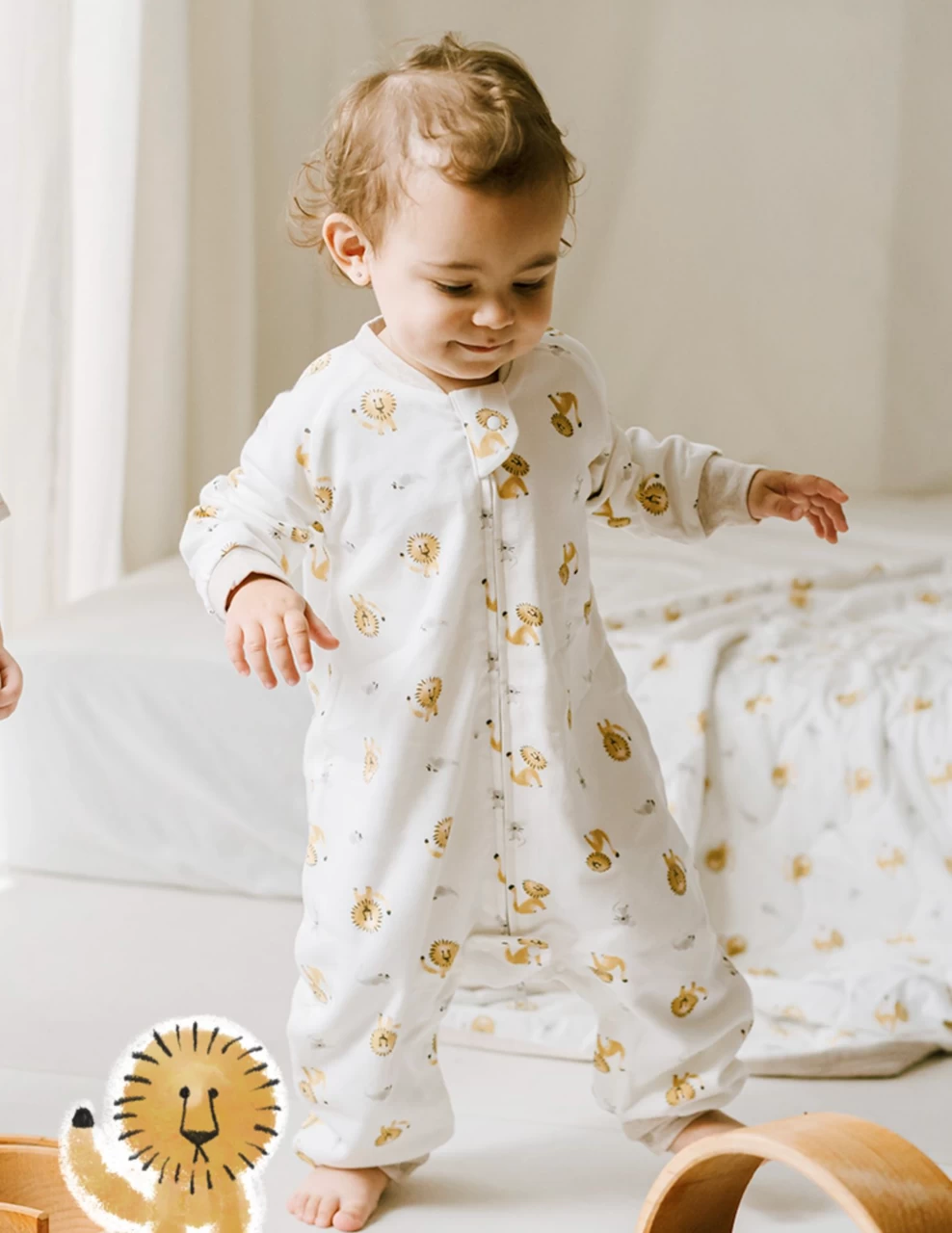 Nest Designs 1.0 TOG Long Sleeve Footed Sleep Bag Lion & Mouse SS23 - Image 8