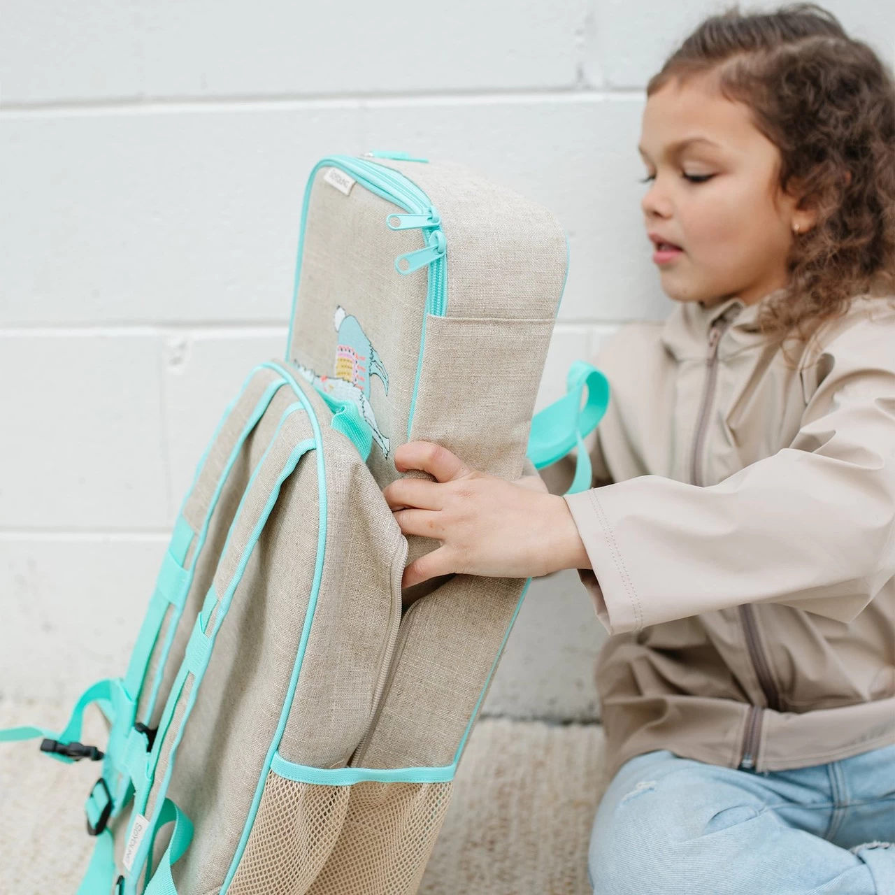 SoYoung Grade School Backpacks Groovy Llama - Image 6